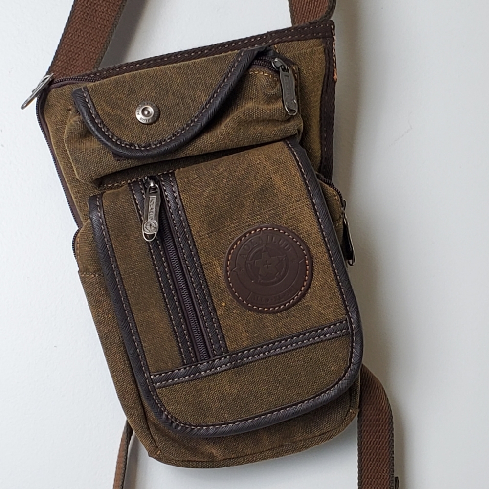 Aolailud Badass Motorcycle Leg Bag